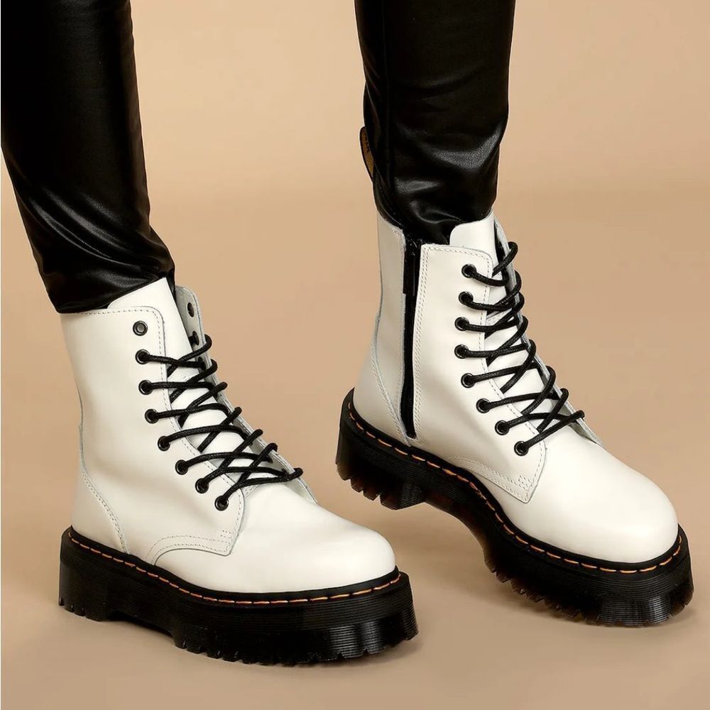 Dr. Marten NWOB white JADON thick sole high tops - 7 women’s - Picture 3 of 12